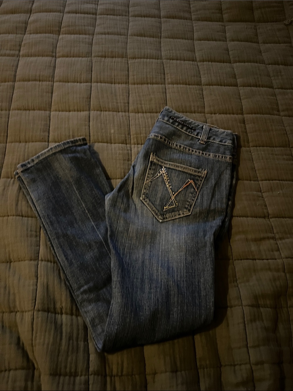 Vigoss Women's Dark Blue Straight Leg Jeans with Embroidered Back Pocket